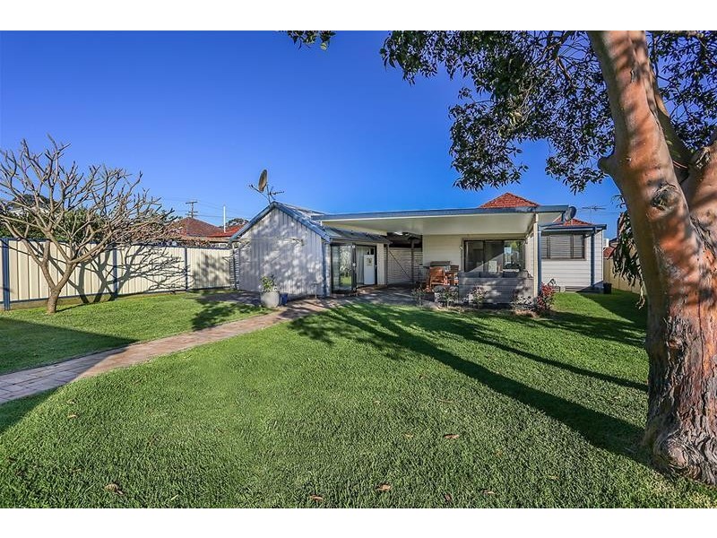 5 Murray Street, East Maitland NSW 2323