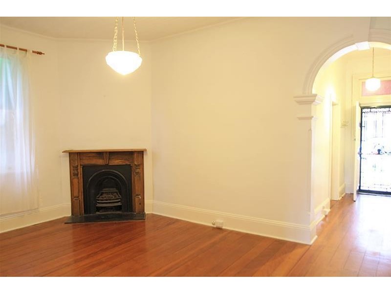 10 Belmore Road, Lorn NSW 2320