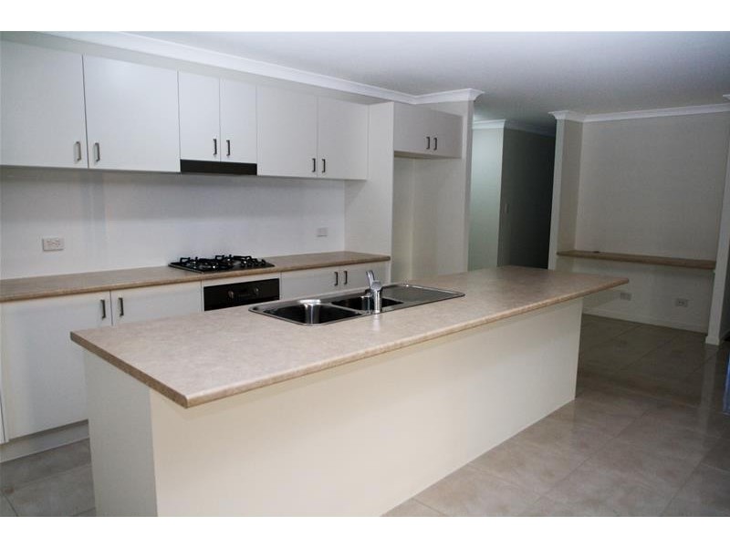 76 Saddlers Drive, Gillieston Heights NSW 2321