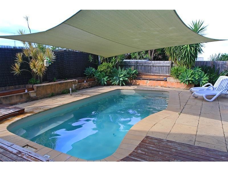 11 William Street, Telarah NSW 2320