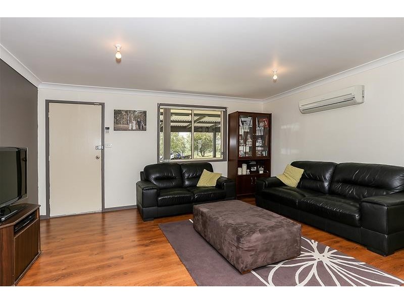 4 Gillette Close, Rutherford NSW 2320