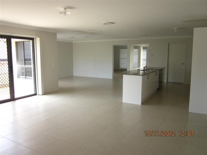 34 River Oak Drive, Gillieston Heights NSW 2321