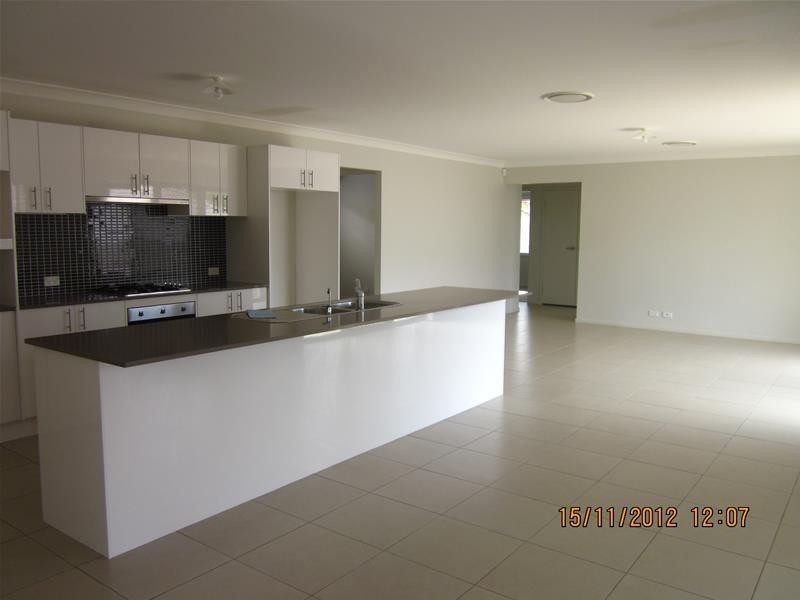 34 River Oak Drive, Gillieston Heights NSW 2321