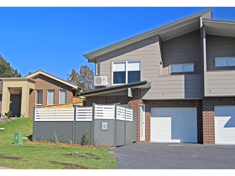 2/49 Finch Crescent, Aberglasslyn NSW 2320