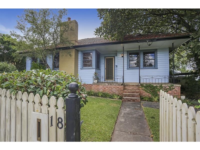 18 Hinder Street, East Maitland NSW 2323