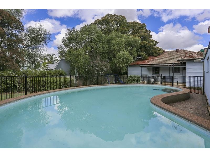 18 Hinder Street, East Maitland NSW 2323