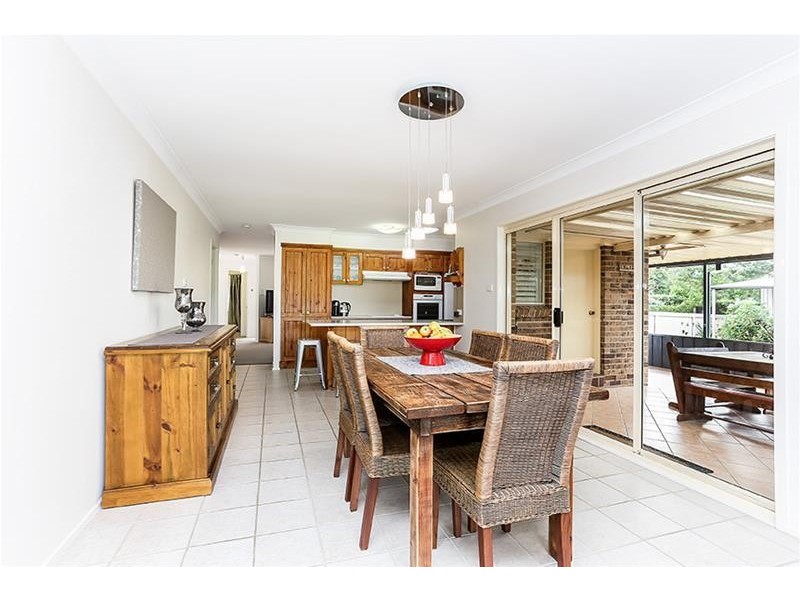 43 Hilldale Drive, Bolwarra Heights NSW 2320