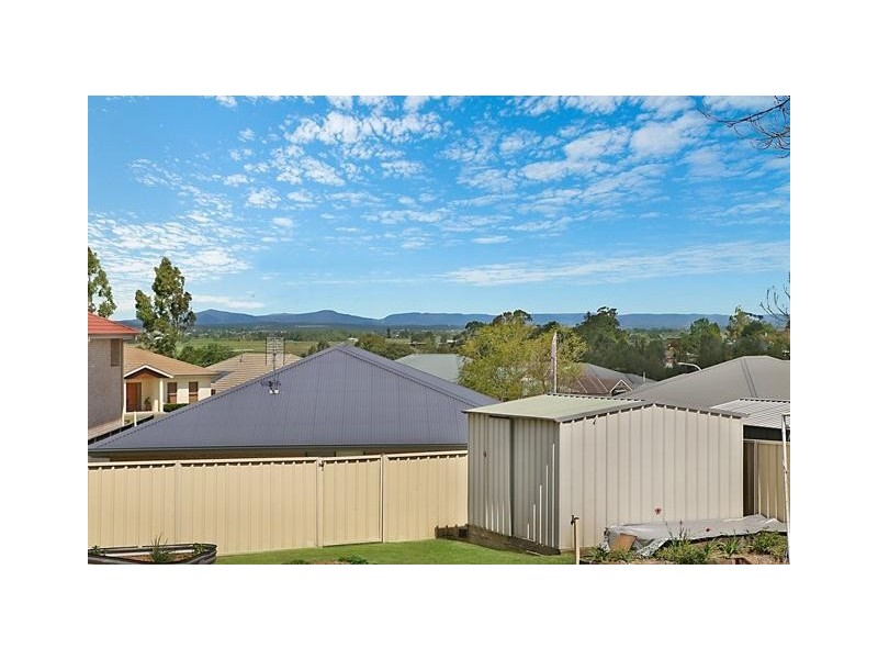 17 April Crt, Bolwarra Heights NSW 2320