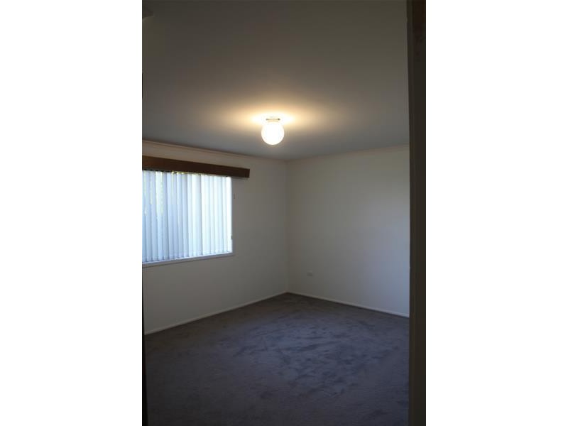 8 Unicomb Close, Rutherford NSW 2320