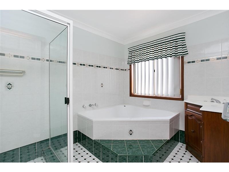 48  Squadron Crescent, Rutherford NSW 2320