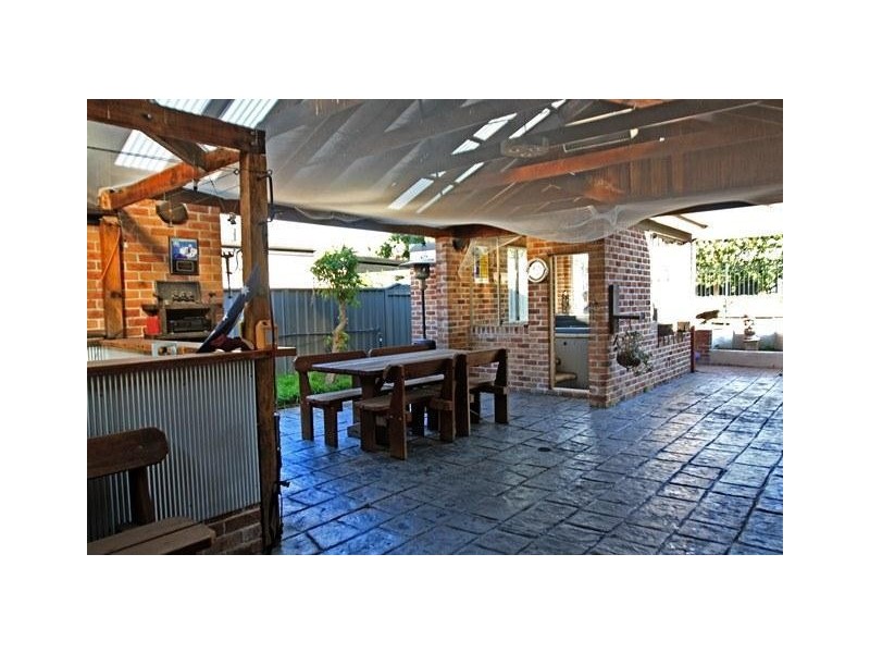 3 Treefern Close, Aberglasslyn NSW 2320