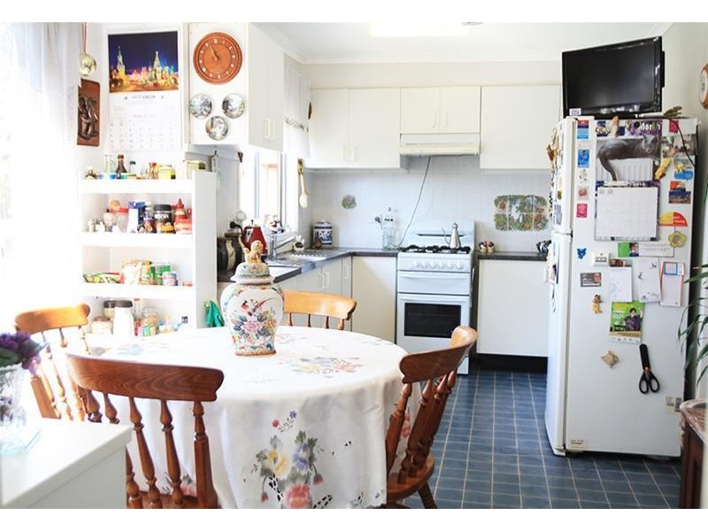 4 Carr Street, Rutherford NSW 2320