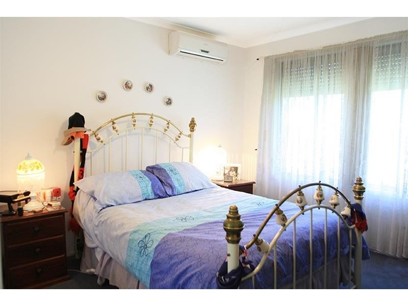 4 Carr Street, Rutherford NSW 2320