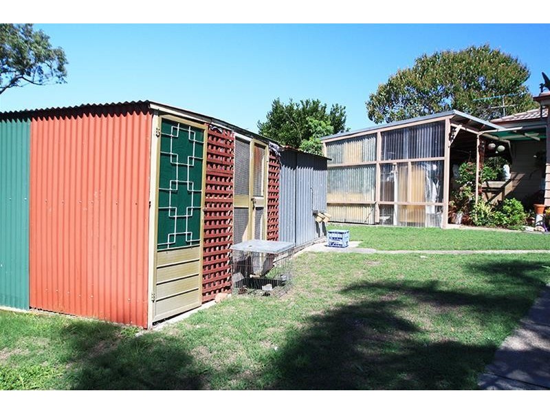 4 Carr Street, Rutherford NSW 2320