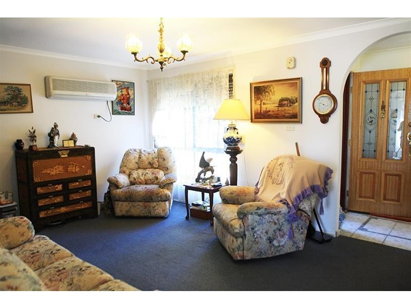 4 Carr Street, Rutherford NSW 2320