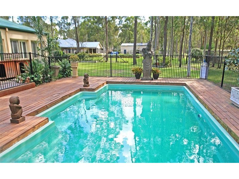 41 Barrington Grove, Thornton NSW 2322