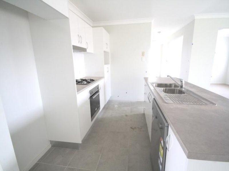 52 River Oak Avenue, Gillieston Heights NSW 2321