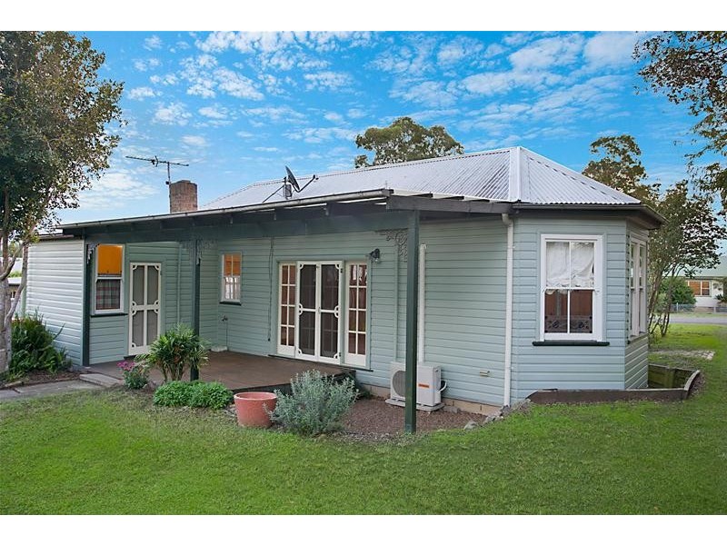 25 Hunter Street, Greta NSW 2334