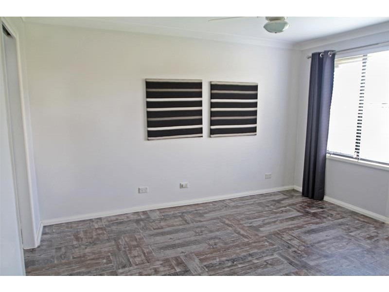 12 Aaron Cove, Rutherford NSW 2320