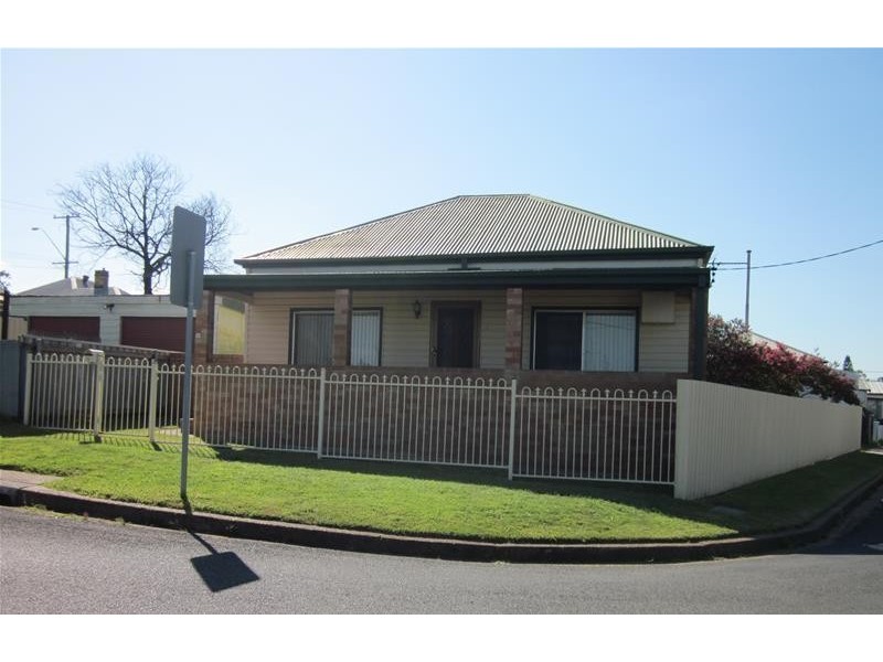 5 South Street, Telarah NSW 2320