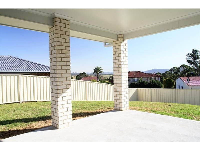 14 Vikki Avenue, Aberglasslyn NSW 2320