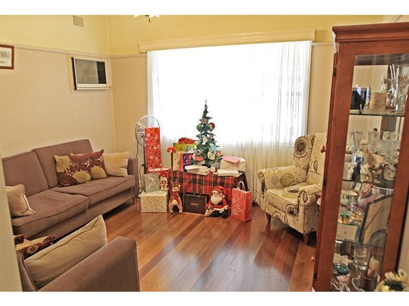 2 Raymond Street, Telarah NSW 2320