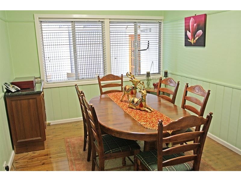 2 Raymond Street, Telarah NSW 2320