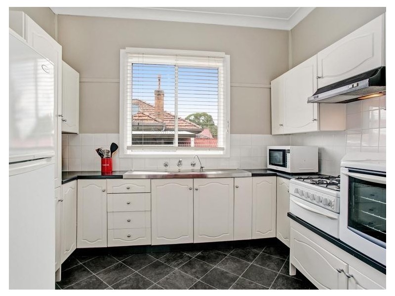 48 Regent Street, Maitland NSW 2320