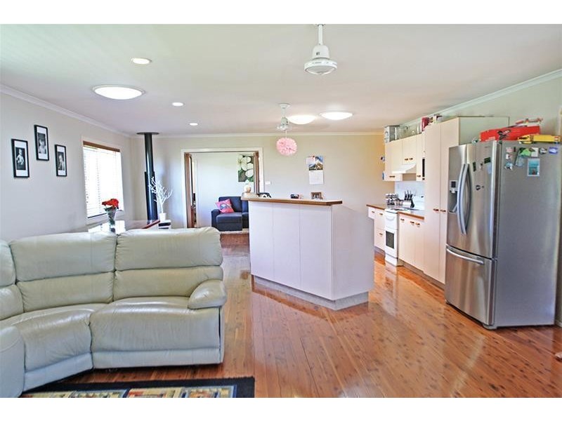 2A  Little Park Street, Greta NSW 2334