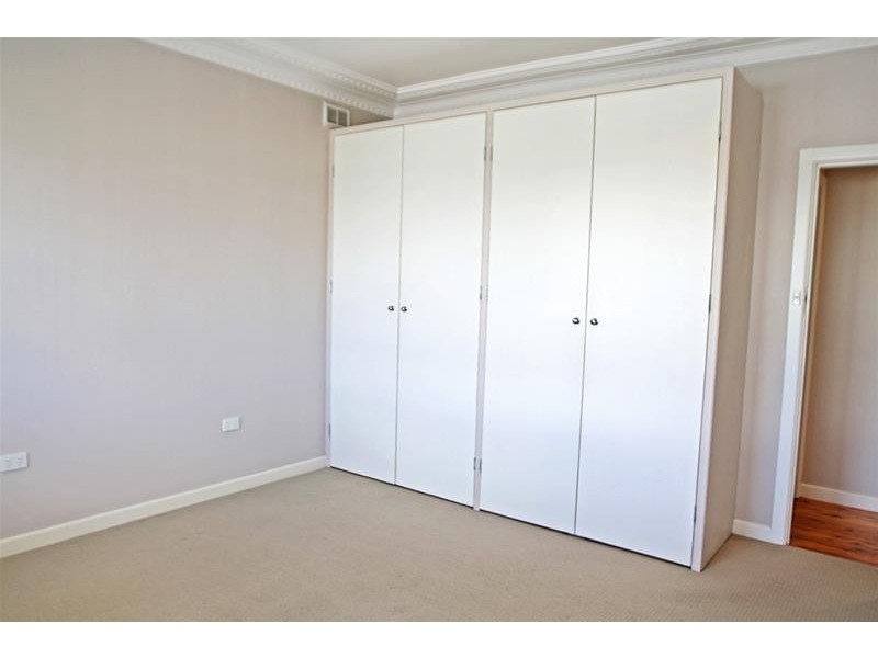 4 Fourth Avenue, Rutherford NSW 2320