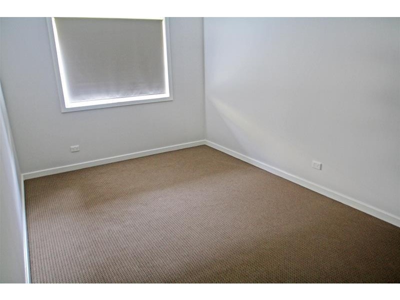 1/61  Clayton Crescent, Rutherford NSW 2320