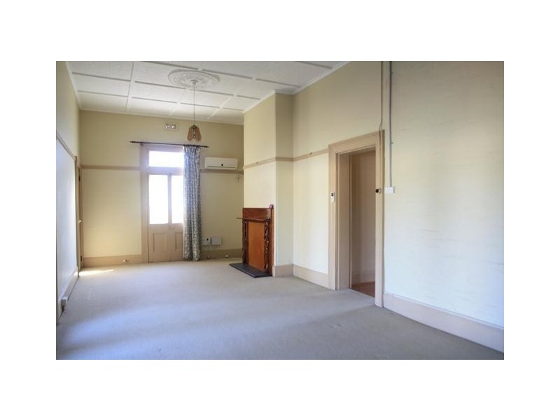 70 George Street, East Maitland NSW 2323