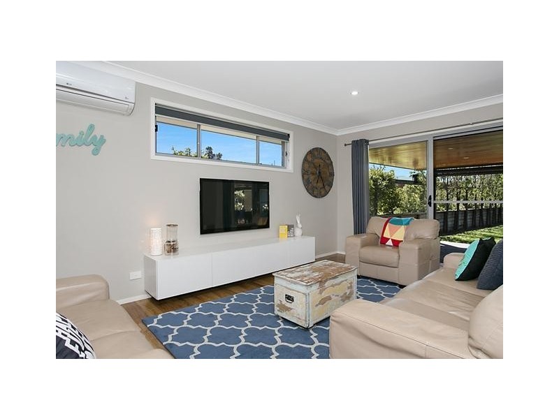 11 Flametree Close, Aberglasslyn NSW 2320