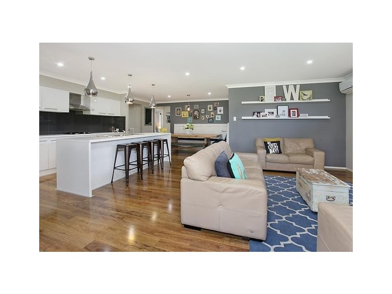 11 Flametree Close, Aberglasslyn NSW 2320