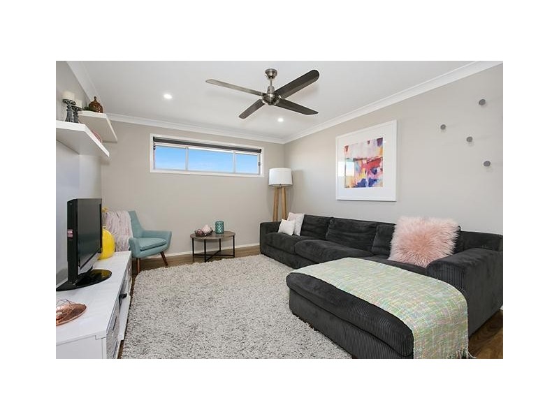 11 Flametree Close, Aberglasslyn NSW 2320