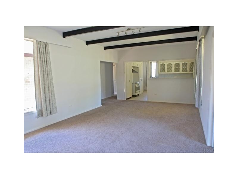 94 Government Road, Weston NSW 2326