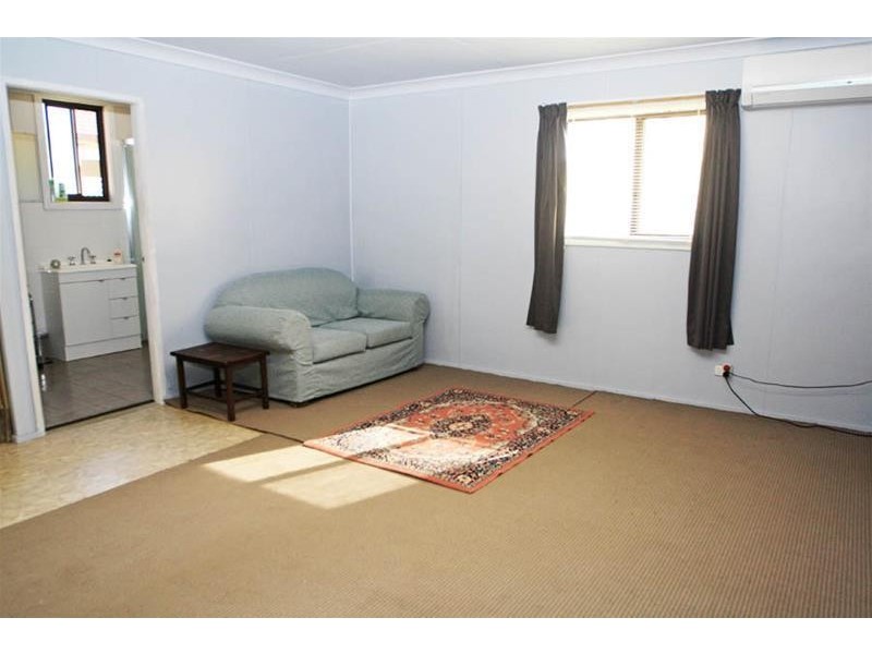 32  High Street, Largs NSW 2320