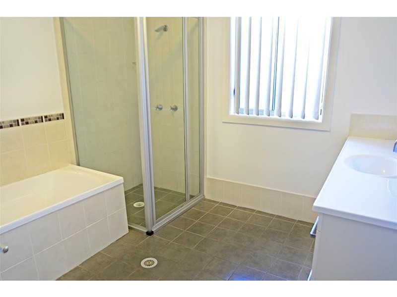 1/8 Neptune Close, Rutherford NSW 2320