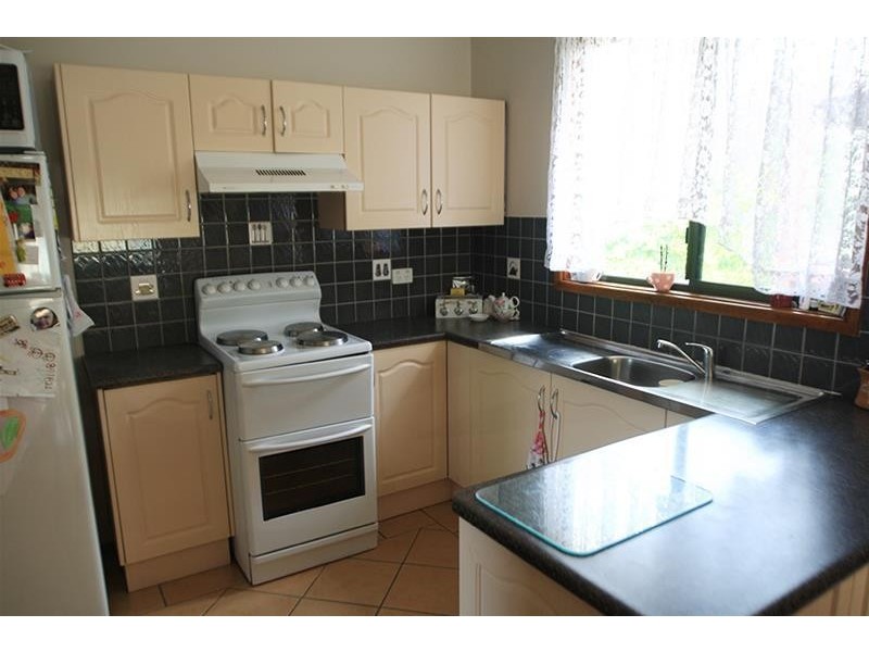 34 Endeavour Street, Rutherford NSW 2320