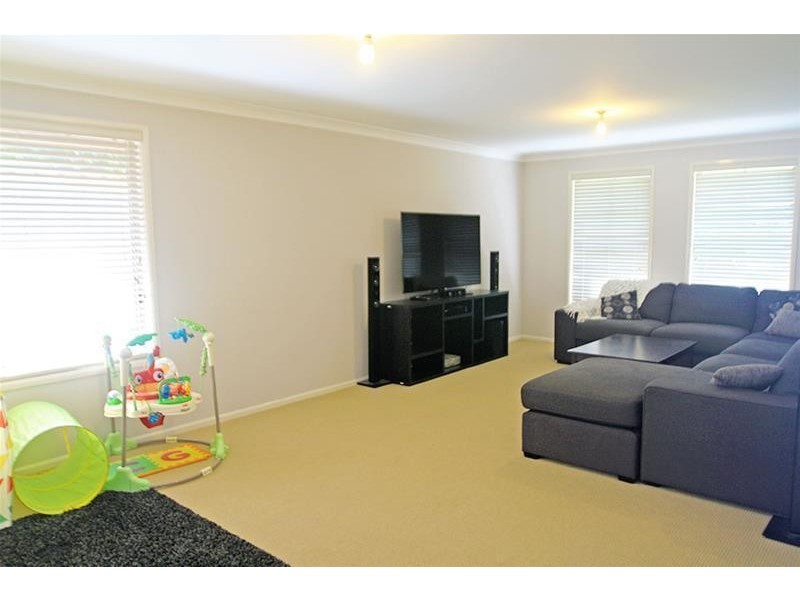 52 Diamond Circuit, Rutherford NSW 2320