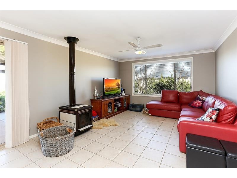 41 April Circuit, Bolwarra Heights NSW 2320