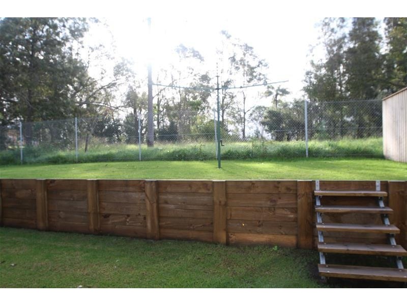 17 Honeysuckle Drive, Aberglasslyn NSW 2320