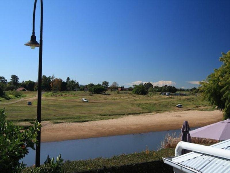 348A HighStreet, Maitland NSW 2320