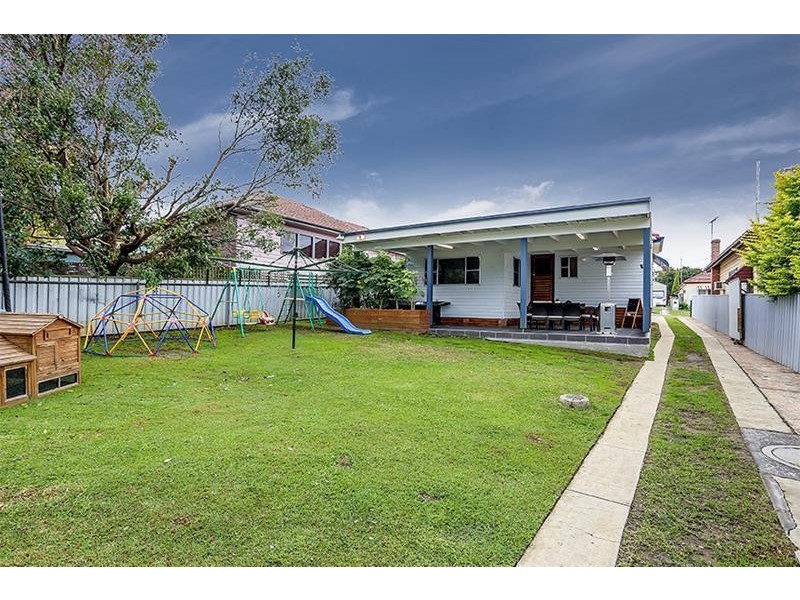 14 Dee Street, Rutherford NSW 2320