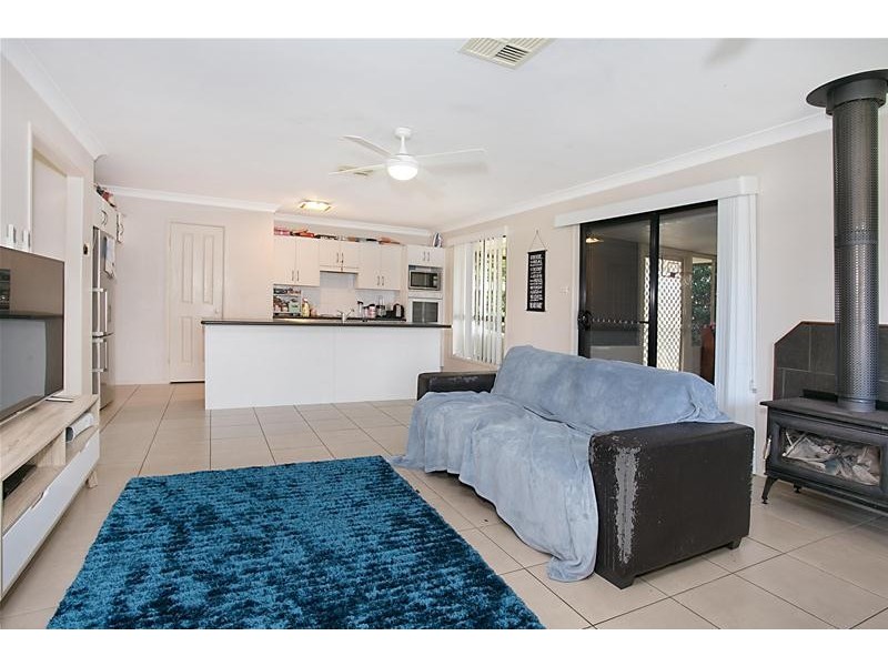 9 Dominic Cove, Rutherford NSW 2320