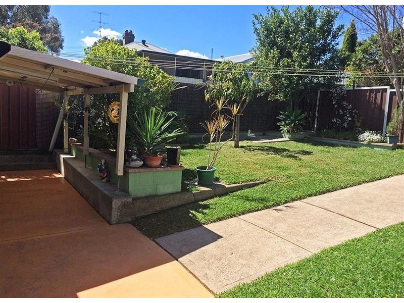 33 Green Street, Telarah NSW 2320