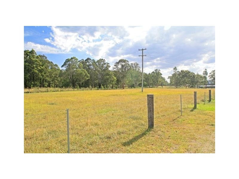677 Dungog Road, Hilldale NSW 2420