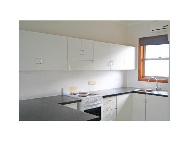 2/181 High Street, East Maitland NSW 2323