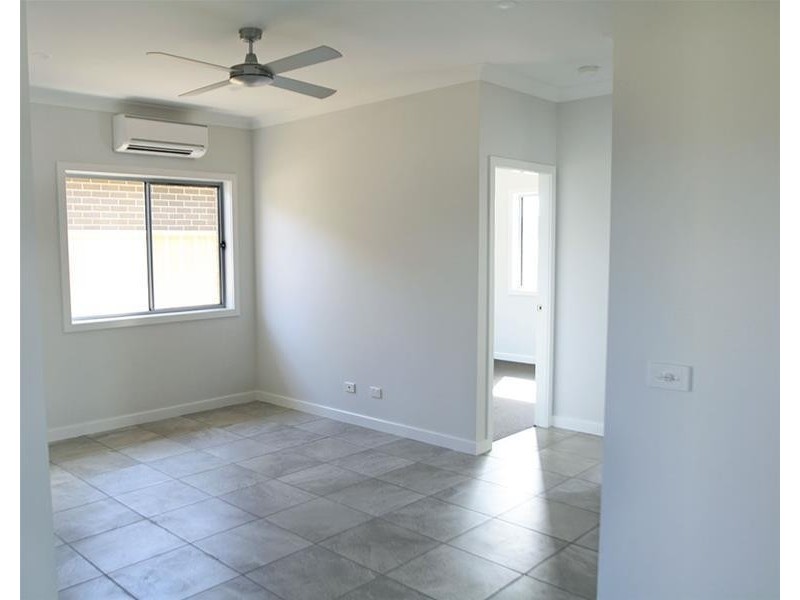 22 Sapphire Drive, Rutherford NSW 2320