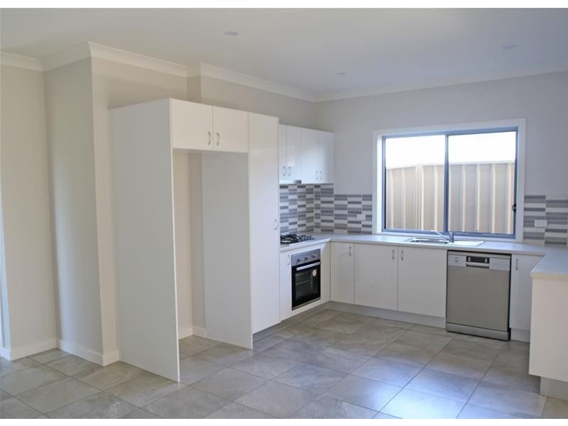 22 Sapphire Drive, Rutherford NSW 2320